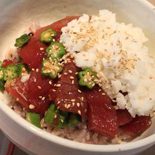 マグロのネバトロ丼