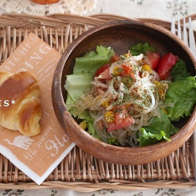 朝ごはん*こんにゃくサラダの朝ごはんと、娘がボリボリ・・・くやちー！