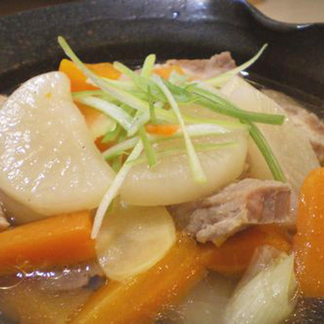 寒い日に。大根と豚肉のほっこりスープ煮込み＆買った美味しいモノ達☆(圧力鍋)