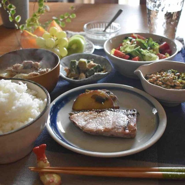 朝ごはん♪遠征に行くと。