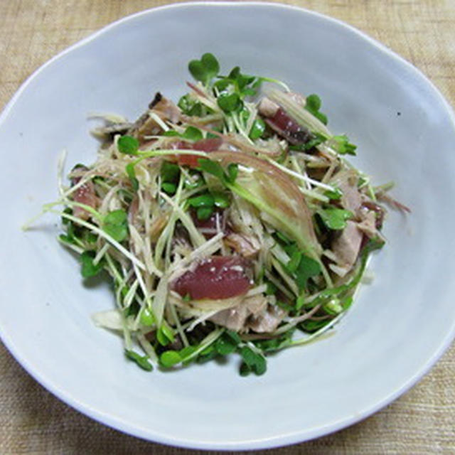 カツオのたたきと香味野菜の和風サラダ