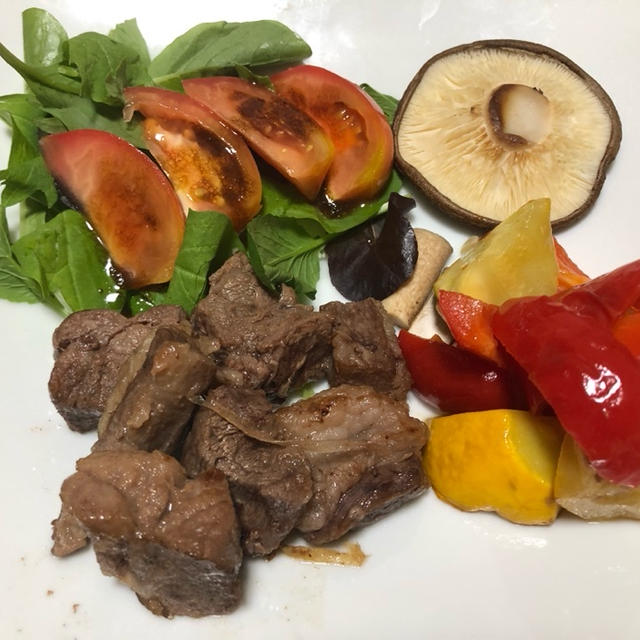 肉屋MOND　楽天市場でセール中　リニューアルOPEN 以前買って美味しかったハンバーグや肉