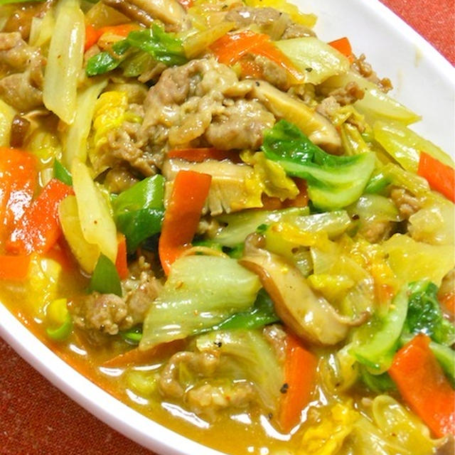 がっつり食べてパワー充電！ご飯がすすむスパイスおかずはたっぷり野菜の和風カレー炒め。