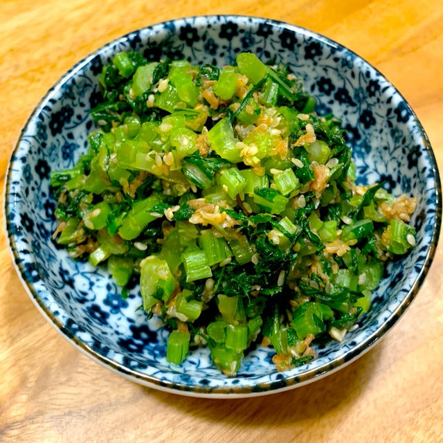 【梅昆布茶で】カブの葉でご飯のお供