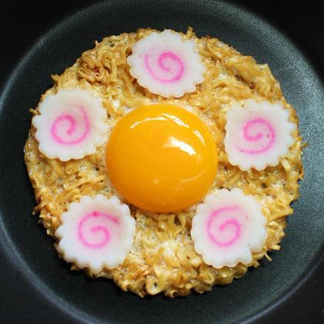 目玉焼きを極めようPART24チキンラーメン