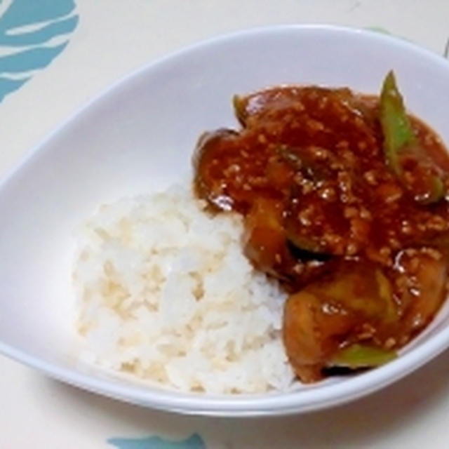 麻婆茄子ピーマン丼