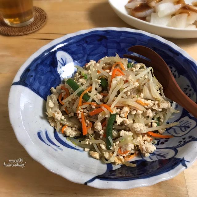 創味シャンタンで＊もやしと鶏ひき肉の超節約レシピ