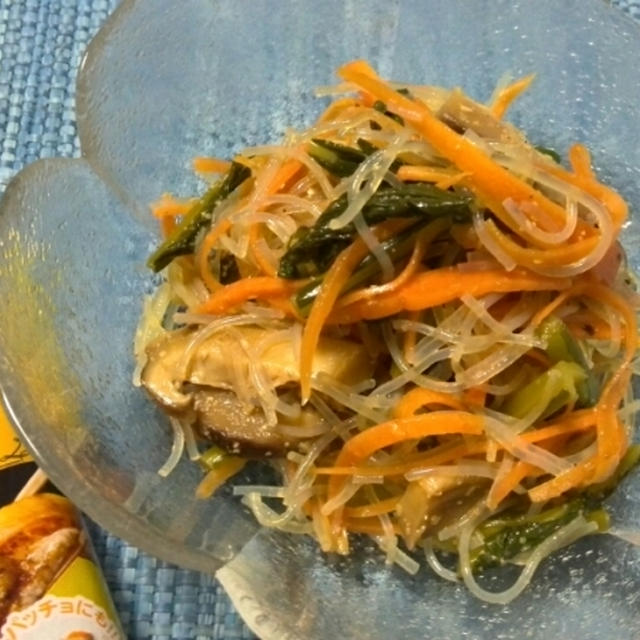中華サラダは、エバラ焼肉のたれこだわり食感塩レモンで