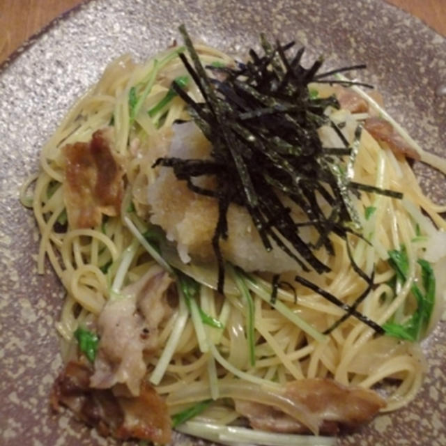 [一皿でお腹いっぱい]カリカリ豚肉と水菜の和風おろしパスタ