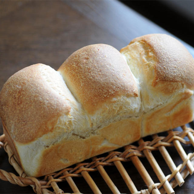 軽やか～な食パン