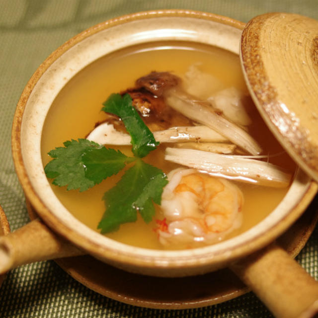 松茸の土瓶蒸し と サバの味噌煮
