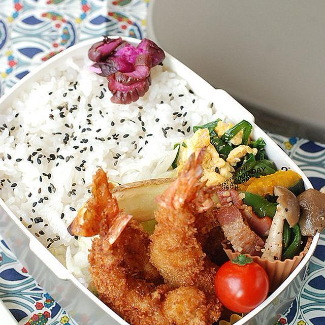 エビフライ弁当【上がれない】
