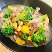 鴨と柿のワイン醤油仕立て