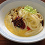 朝の麺に「中華風釜玉うどん」
