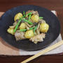 こってり！コク旨のやみつき鶏肉と新じゃがのガリバタ炒め