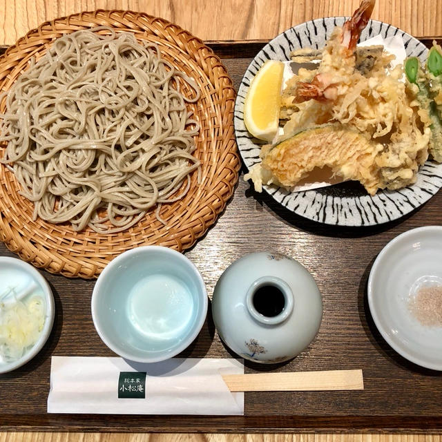 二子玉川 小松庵 二子玉川ライズにある蕎麦店で蕎麦粉100%の生粉打ち蕎麦