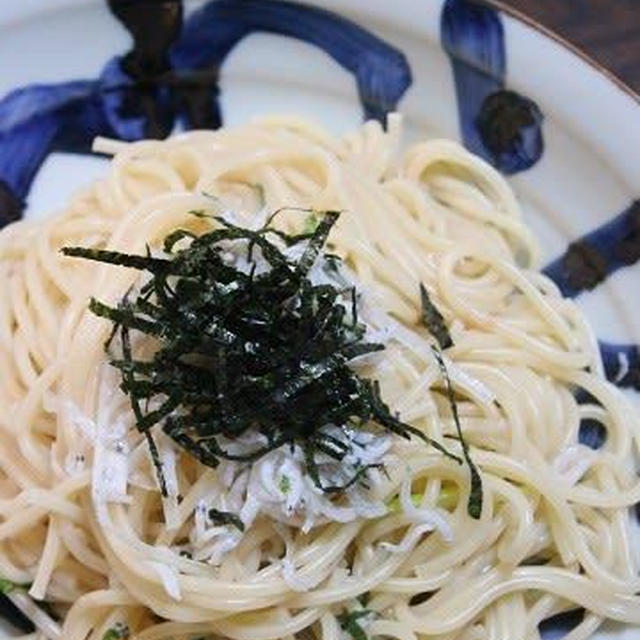 4月25日　　梅しらすパスタ