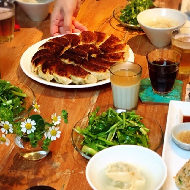 熱々！餃子定食～さときっちんさんへ。。