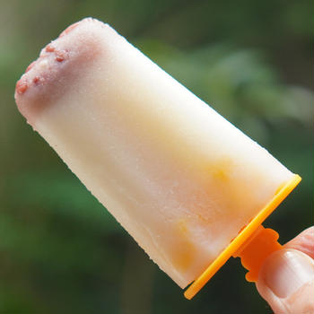 白くまアイスの作り方　混ぜて凍らせるだけなので超簡単！