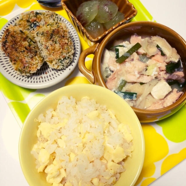 息子の夜ごはん 鮭のちゃんちゃん焼き風と 焼きコロッケ