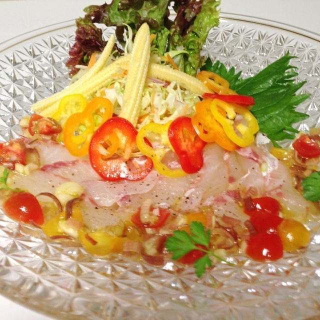 鯛のカルパッチョ　トマトとミョウガのドレッシング