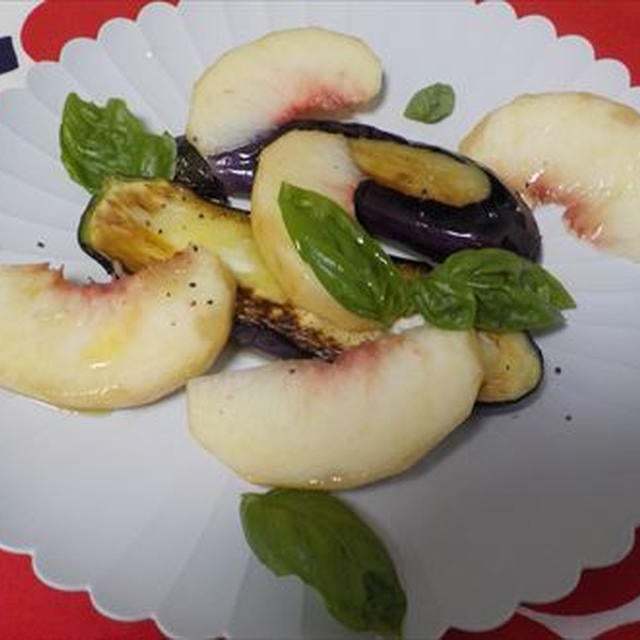 フーディストノートレシピ掲載！ナスと桃のサラダ・前菜風