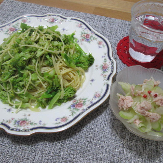 ワンポットで☆丸ごとブロッコリーのパスタ