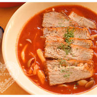 *　GABANローリエ「豚肉のトマト煮スープ仕立て」　*