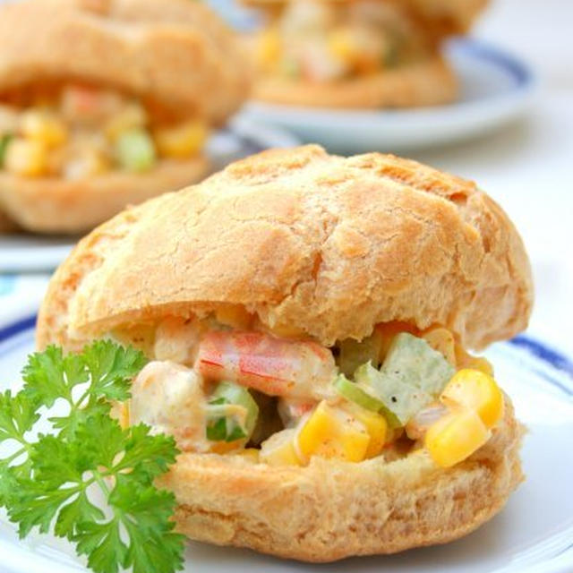 Curried Shrimp Puffs海老カレーシューサンドイッチ