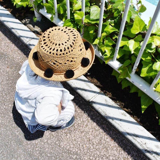 寂しい待ち時間。。休日のお出掛け。