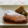 ブリの照り焼き。しょうゆ洗いの豚しゃぶ。（しょうゆの使い方）
