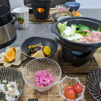 豚肉と白菜とほうれん草の鍋の献立。ブラバタコ、西宮・夙川。エルベランのケーキ。