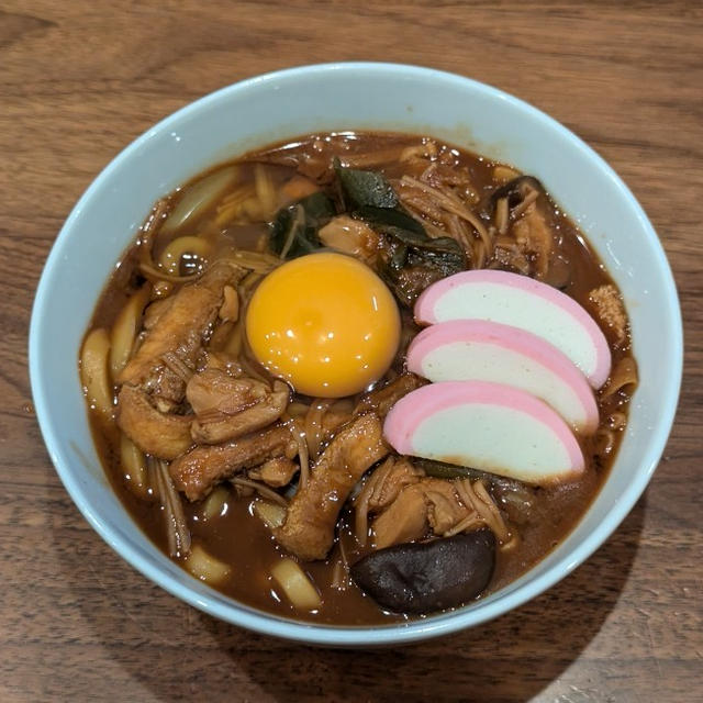 【名古屋めし】濃厚な赤味噌ともちもちうどんがたまらない！味噌煮込みうどん！