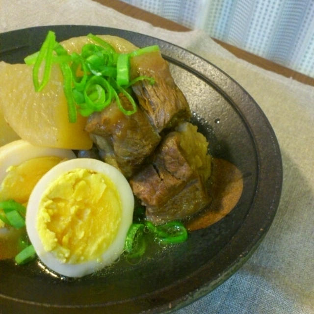 牛すじ大根