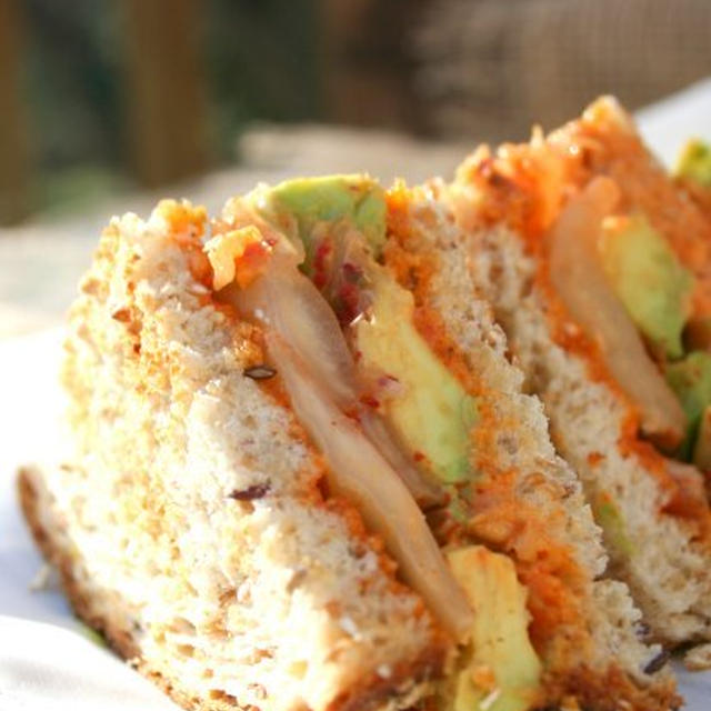 Kimchi Avocado Sandwichキムチアボカドサンド