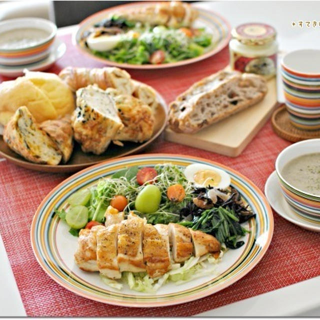 ジューシーキチンのワンプレートおかずでパンブランチ