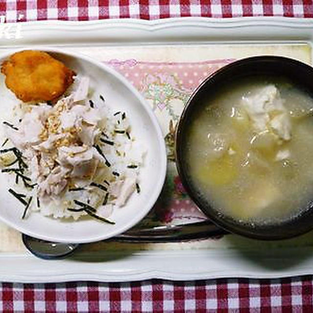 ﾟ･*:.｡.【幼児食】ブリ丼＆ラーメン.｡.:*･ﾟ