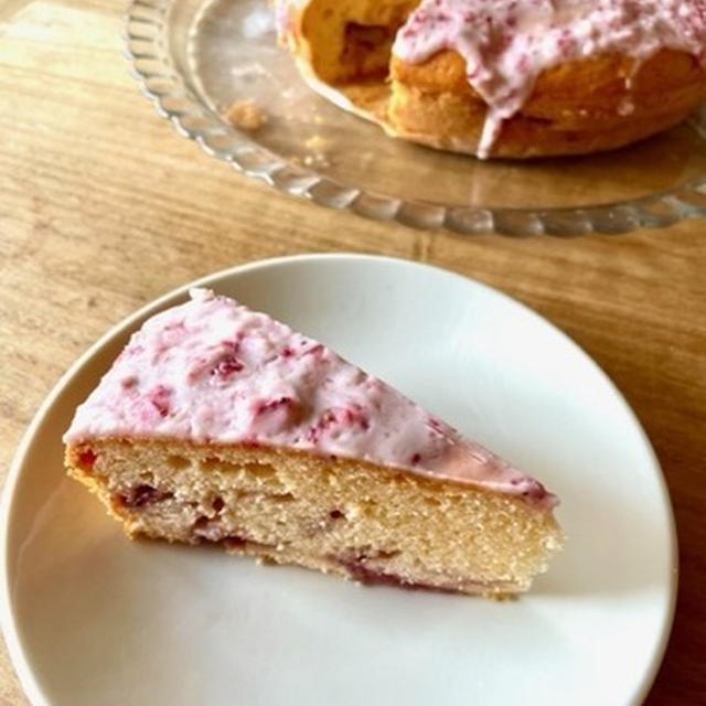 いちごの焼き菓子　Torta alle fragole