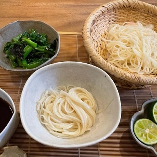 ひやむぎの食べ比べ