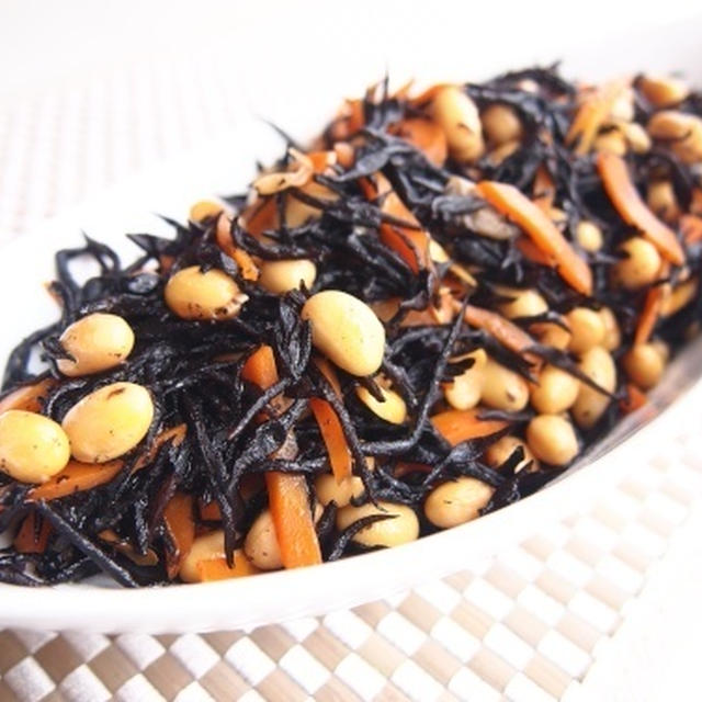 【よろこばレシピに載せました】めんつゆで簡単！大豆と芽ひじきの煮物