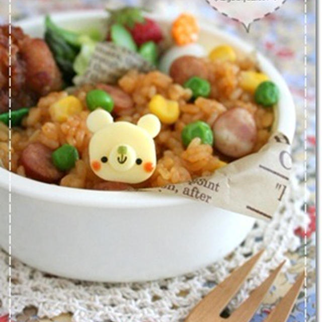 クマちゃんonカレーおこわのお弁当