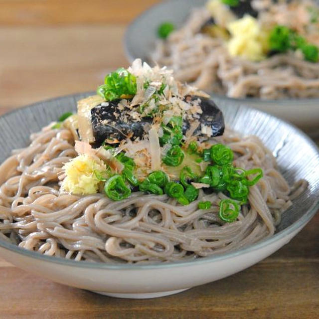 初夏の茄子の煮浸し冷やし蕎麦