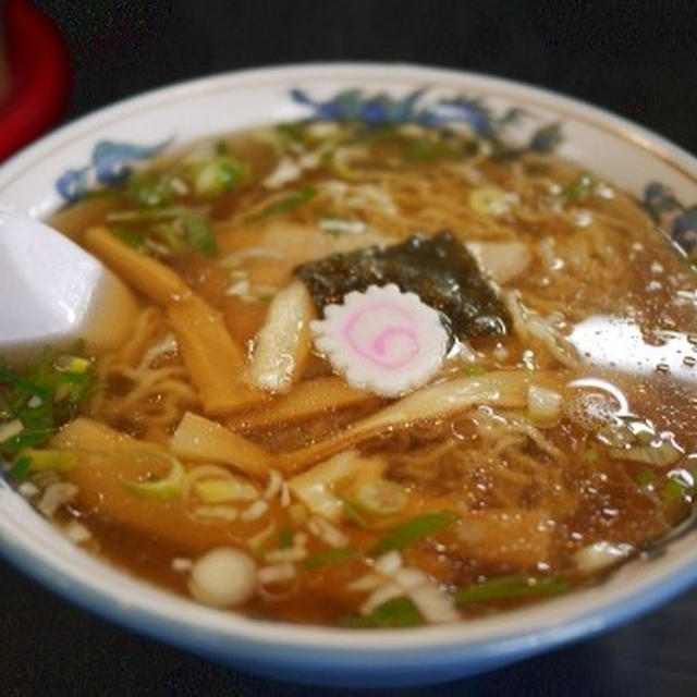山形「かわにし食堂」の中華そば
