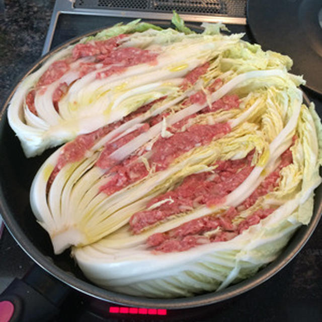 白菜まるごとクリームハンバーグ