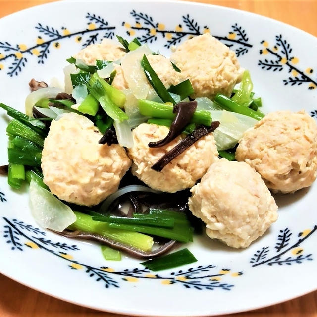 食物繊維たっぷり♡『えのき肉団子とニラたっぷり蒸し煮』【夏バテ予防にはビタミンB1⑨】