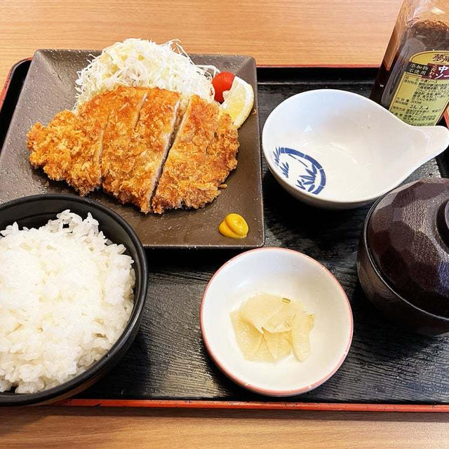 ロースかつ定食&広島県産おつまみ大粒カキフライを食す 〜夢庵 with Sigeちゃん〜