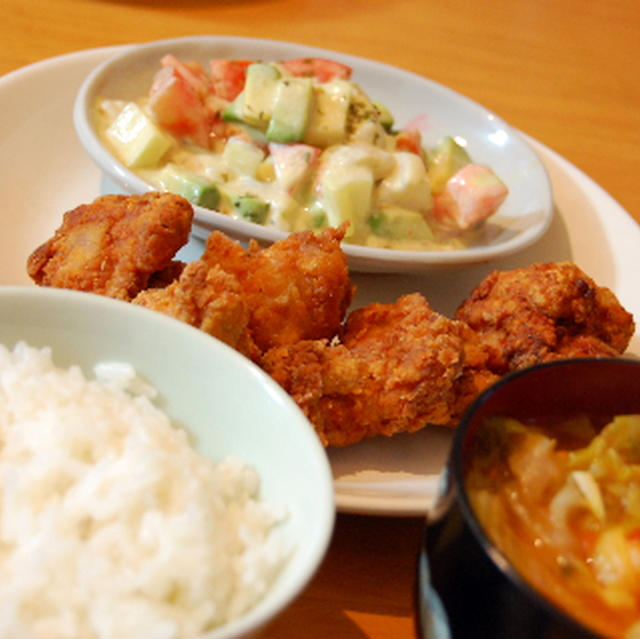 4/10　夜：から揚げご飯