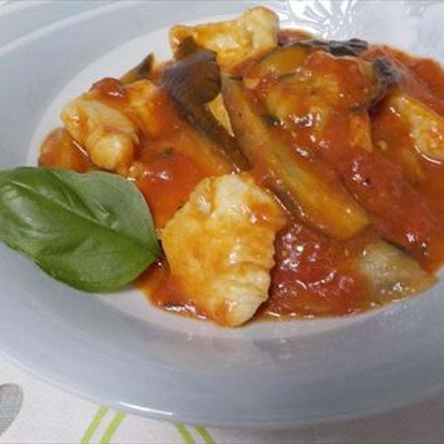 フーディストノートレシピ掲載・鶏むね肉とナスのトマト煮