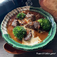 鹿肉のワイン煮込み