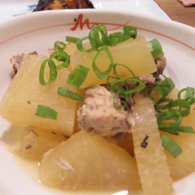 超簡単あっという間　圧力鍋でサバ缶と大根の煮物　　